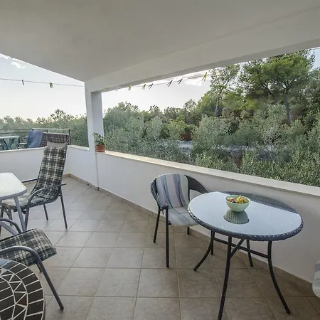 Oliva Apartamento Maslinica
