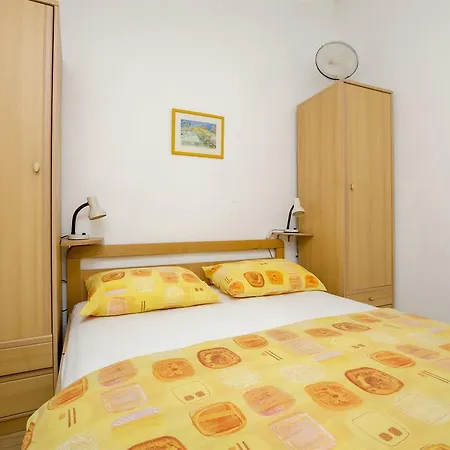 Oliva Apartamento Maslinica